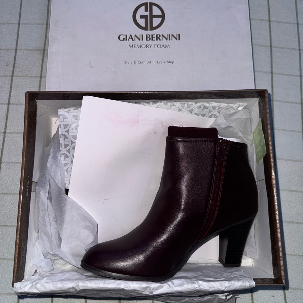 Giani Bernini Brown Heeled Boots Sophisticated Design